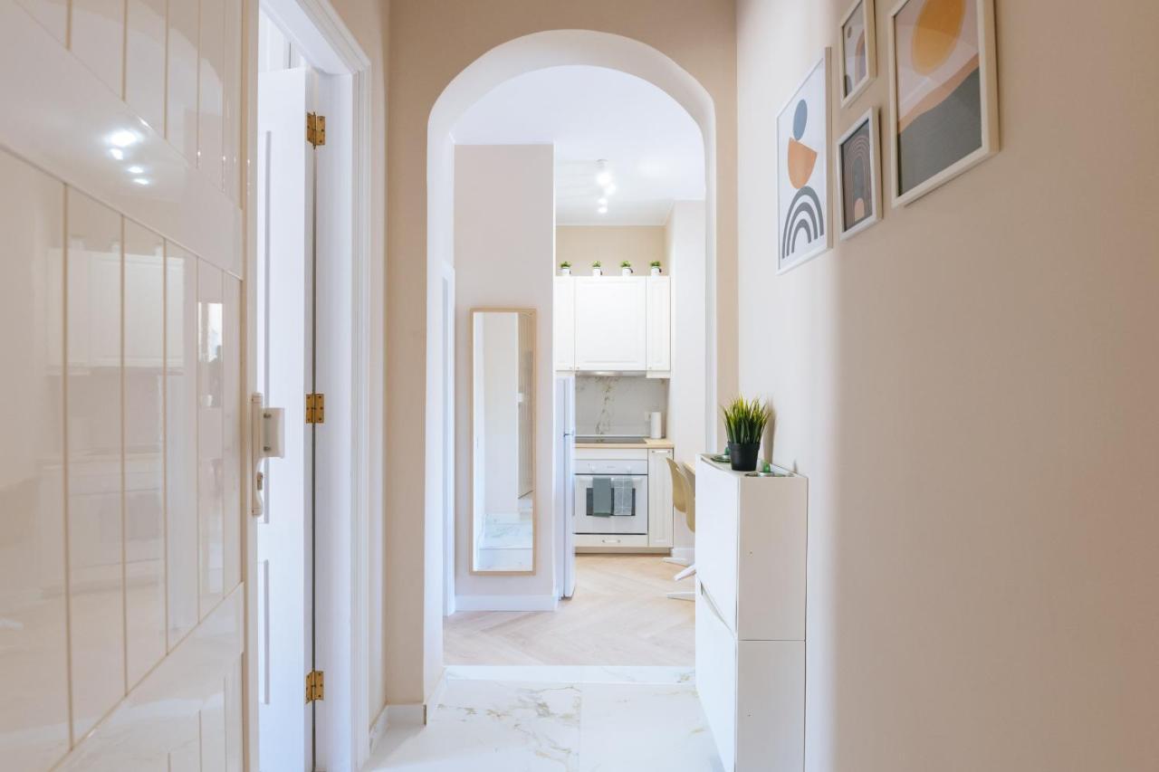 אדחה Amazing Renovated Pool View Apt, Aircon, 2 Min To Fanabe Beach מראה חיצוני תמונה